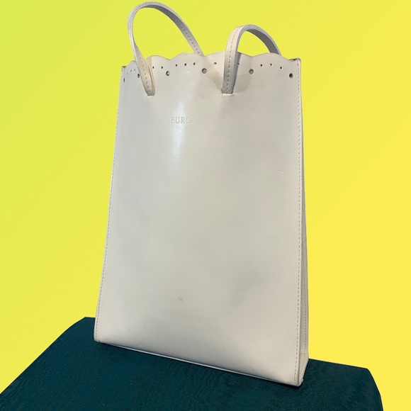 Furla white leather bag - Picture 1 of 5